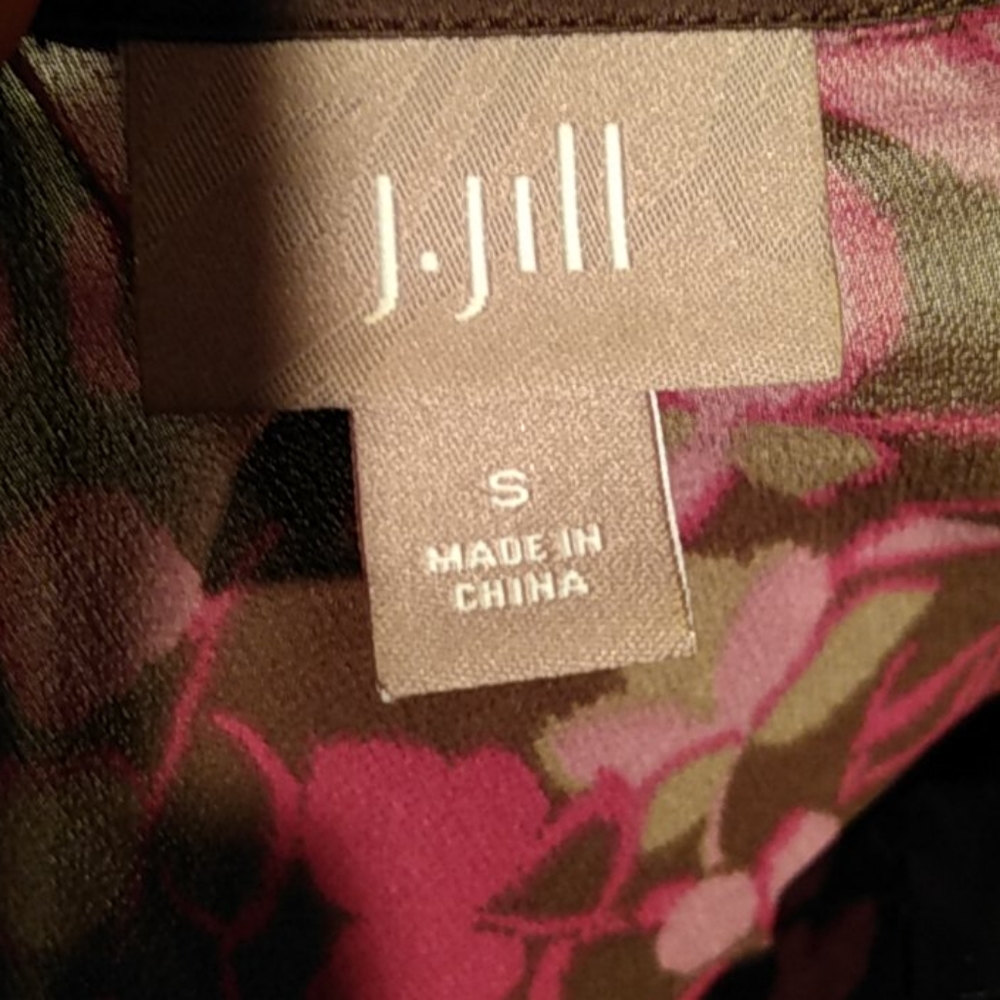 Small silk j Jill blouses long sleeve barely worn - Picture 6 of 7